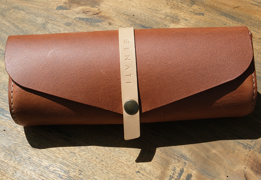 Trousse Roșia – Image 2