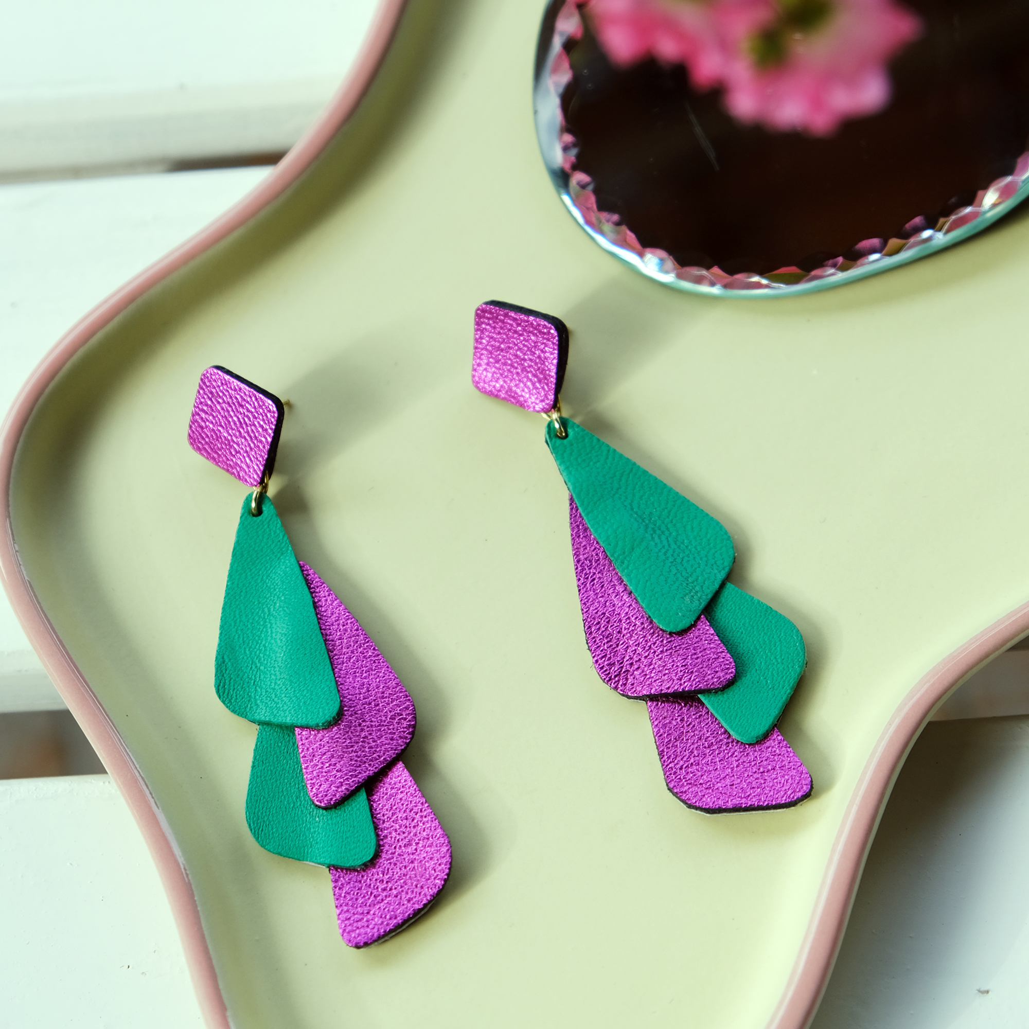 Création de l'atlier Genati | L’art du cuir et de la porcelaine faits main en France
