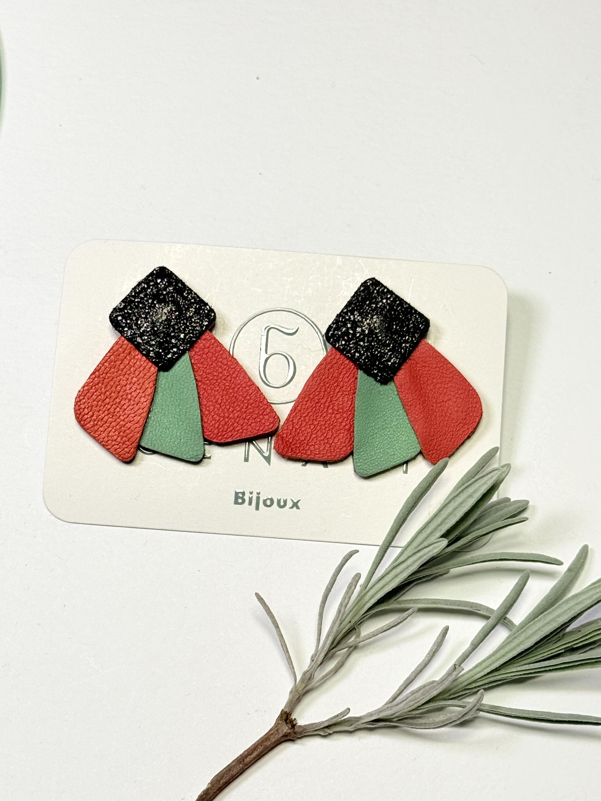 Boucles d'oreilles Lilé carrée – Image 5