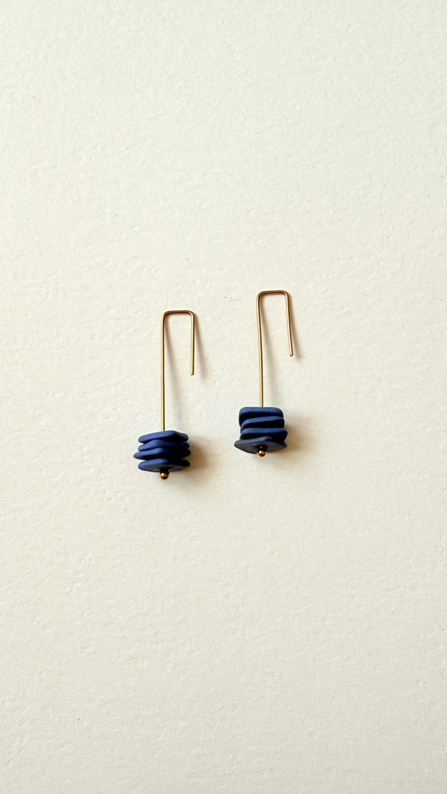 Boucles d’oreilles Aube en Porcelaine Bleu – Image 4